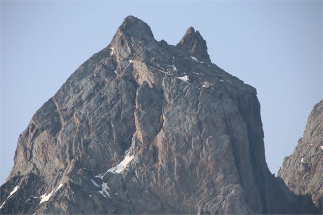 Vue de la Tête de Chat ou Aiguille Septentrionale d'Arves - Office de Tourisme de Saint Jean d'Arves