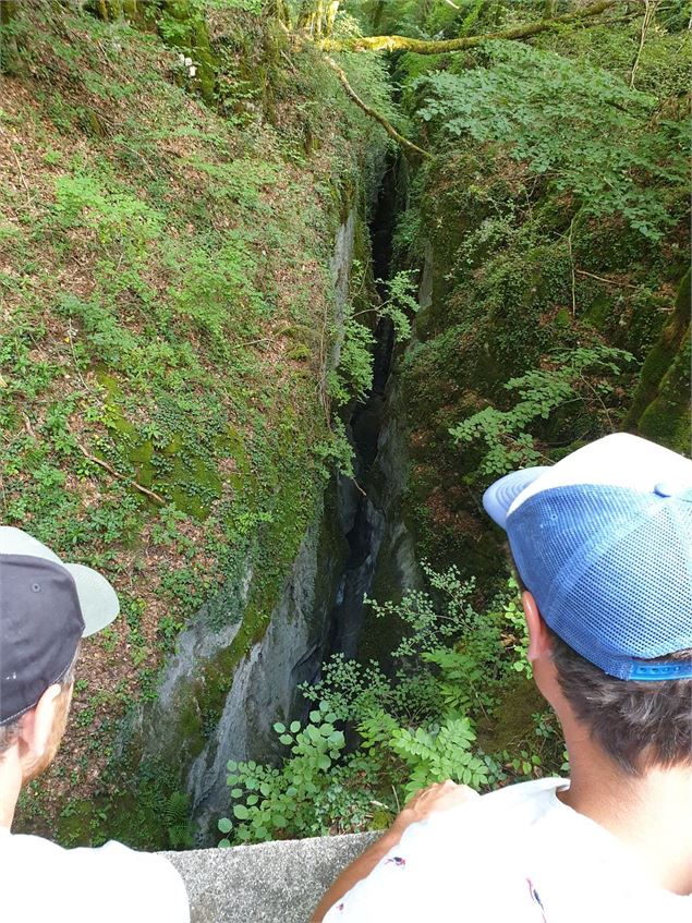 Canyon du pont du Diable - Christine Haas - Grand Chambery Alpes Tourisme
