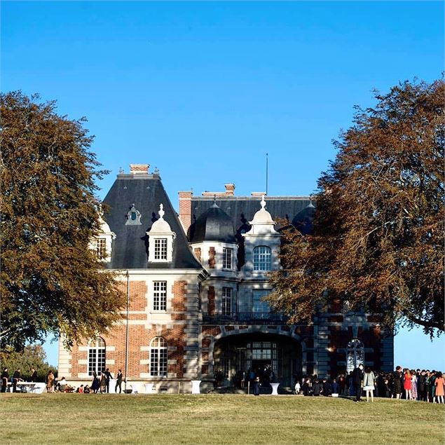 Evénement au Château de Joyeux - @Calyptone-Stephane Levy