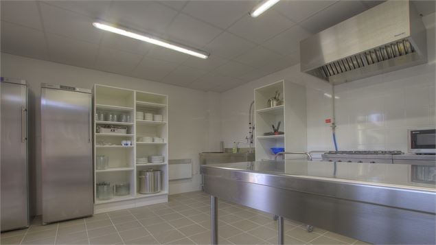 Cuisine attenante à la salle - ©Claire Curt