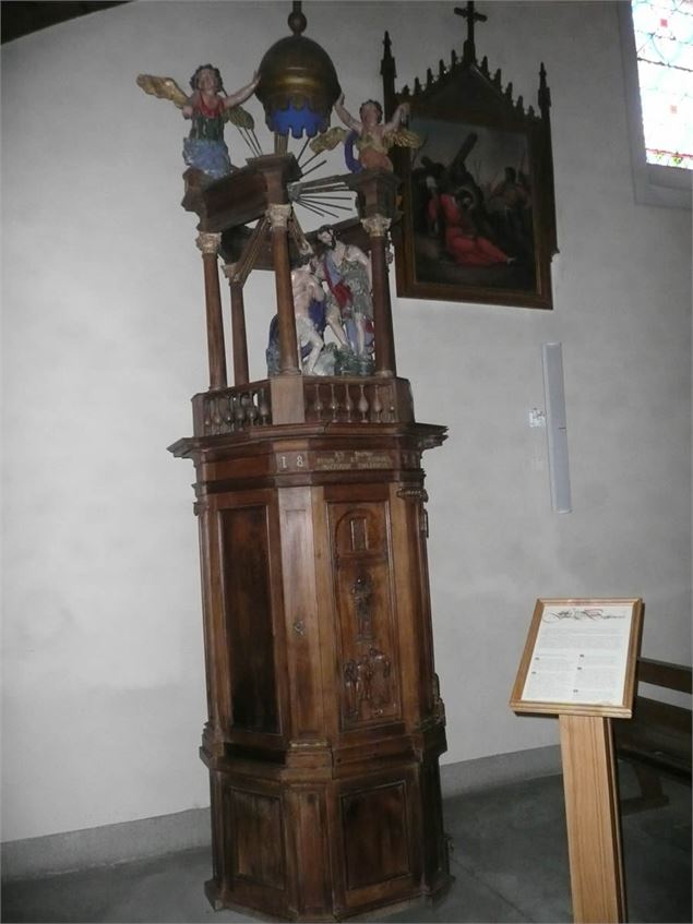 Les fonds baptismaux - © Collection municipalité Grand Bornand