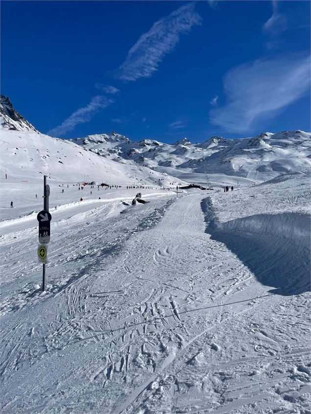 Le sentier continue tout droit - OT Val Thorens