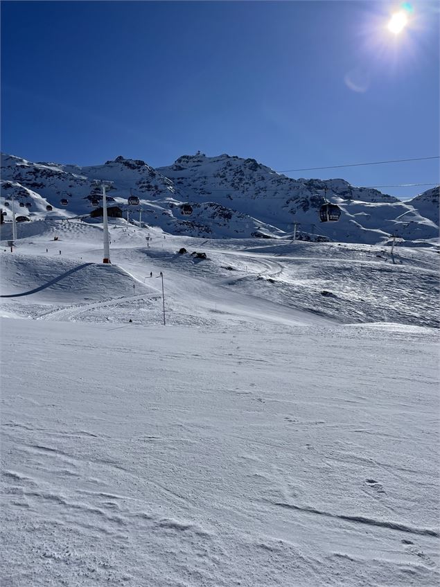 Traverser la piste verte espace débutant - OT Val Thorens