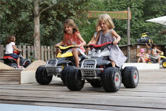 Circuit de motos électriques Les Loupiots - JC Rey