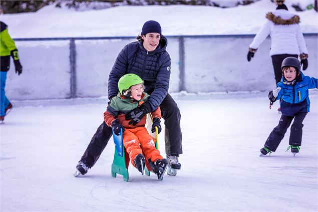enfant_chaise - mairie_megeve