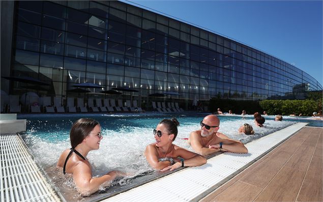 Bassin balnéoforme chauffé - UCPA Vitam