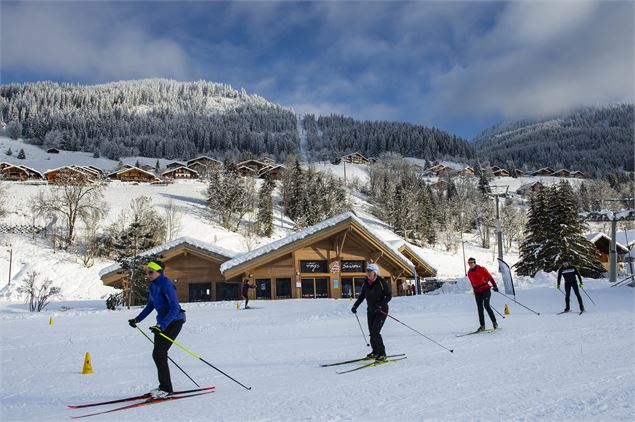 Au départ du Foyer 4 Saisons en skating - Mairie La Chapelle d'Abondance