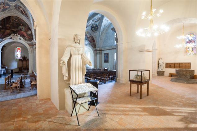 Photo eglise Saint Hippolyte - Sémaphore