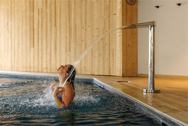 Les Bains des Alpes - Spa Nuxe_Aix-les-Bains - Esteban Granelli