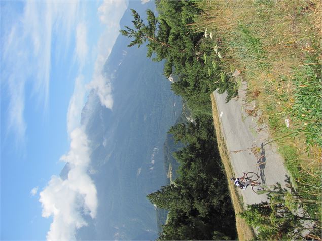 Montée de Plan d'Aval - Alexandre Gros / Maurienne Tourisme