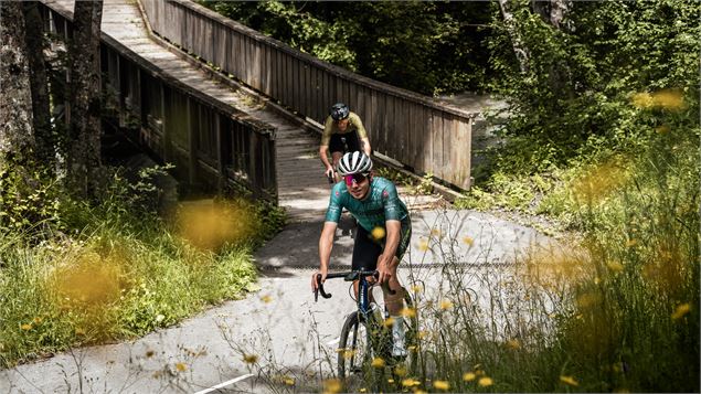 Passage de l'Isère à Séez - Haute Tarentaise Vanoise - Yann Allègre