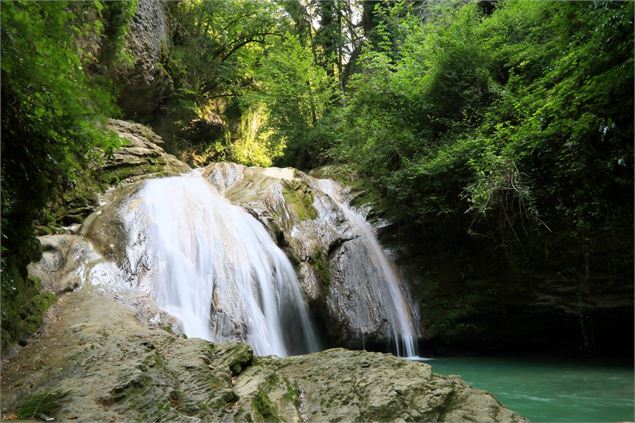 GR9 Cascade du Grenand à la La Bridoire