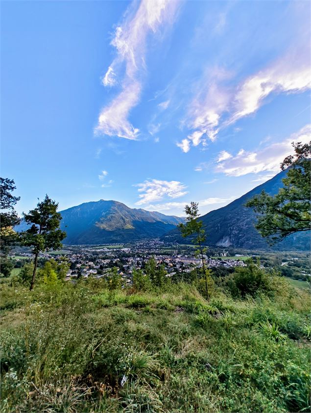 Vue depuis les ruines du Château - Emie ONILLON