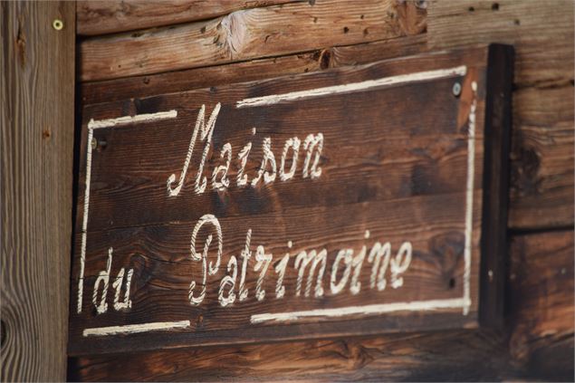 Entrée - J. Cathala