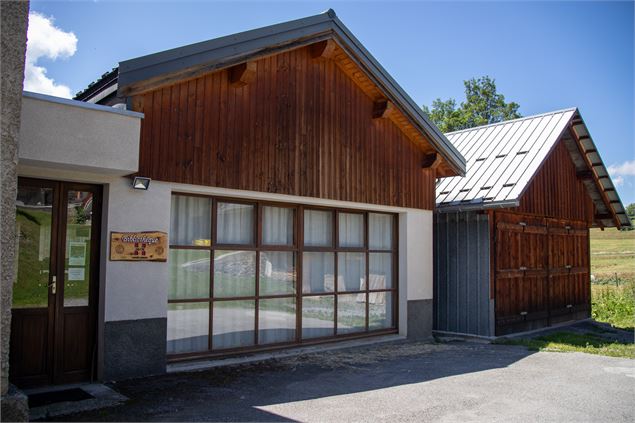 Bibliothèque d'Albiez, extérieur - Bibliothèque Albiez