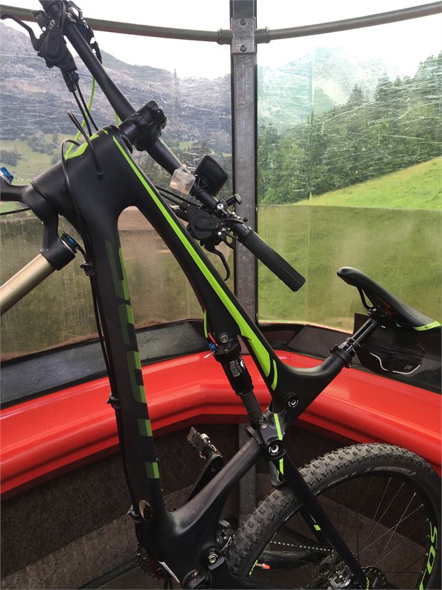 Le Tour du Lachat - Alpcat Medias