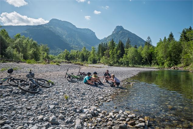 itinéraire VTT rivière - Tristan Shu x Annecy Mountains