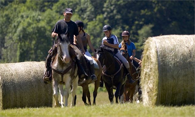 Balade à cheval - OTICoeurdemaurienne