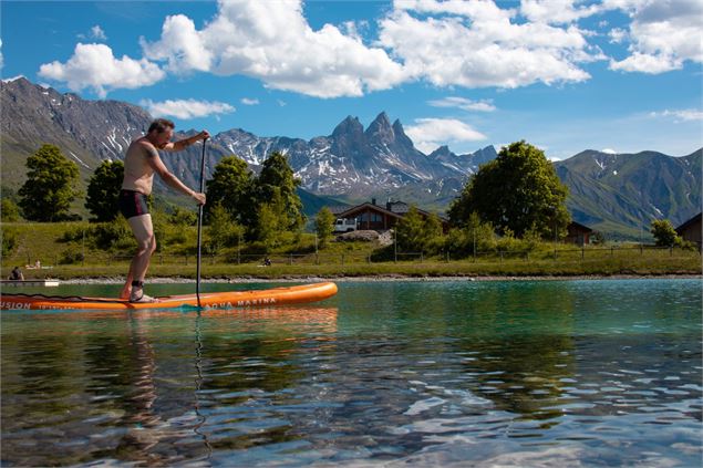 Paddle sur le plan d'eau - OTICoeurdemaurienne