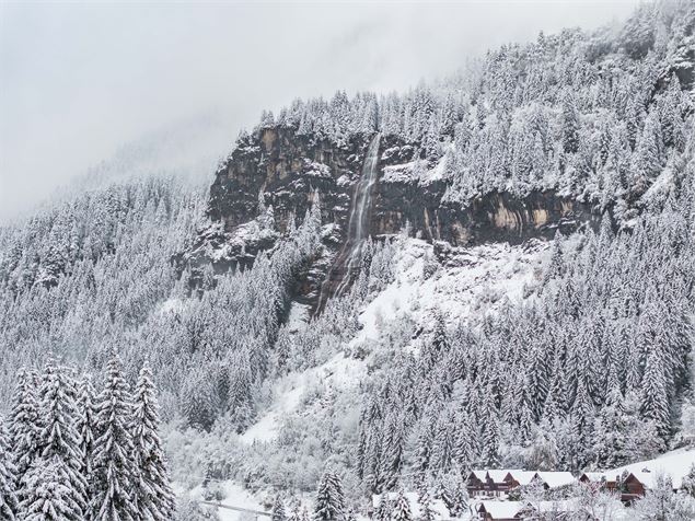 Cascade de l'Essert - L.Meyer - Châtel