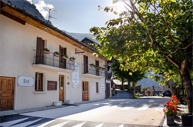 Village de Châtel - Tilby.Vattard