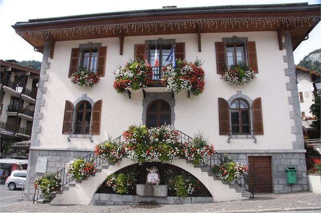 Art Vache : La Vache Fontaine - OT Grand-Bornand