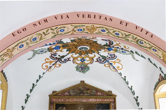 plafond Chapelle St Gras de la Gevoudaz - OTICoeurdemaurienne