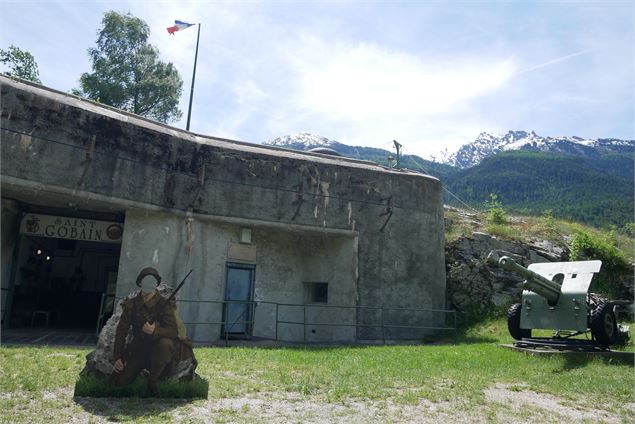 Vue d'ensemble avec l'entrée - C. Di Filippo