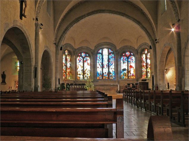 Vue intérieur de l'église - Office de Tourisme de Samoens