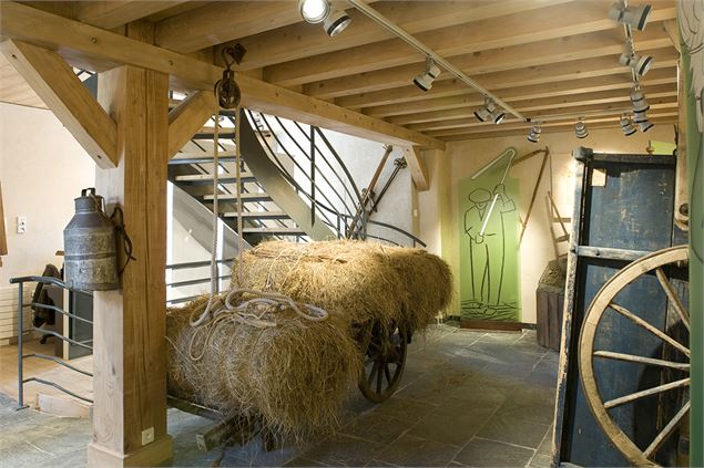 Musée de Saint Martin de Belleville Bottes de foin - G. Lansard