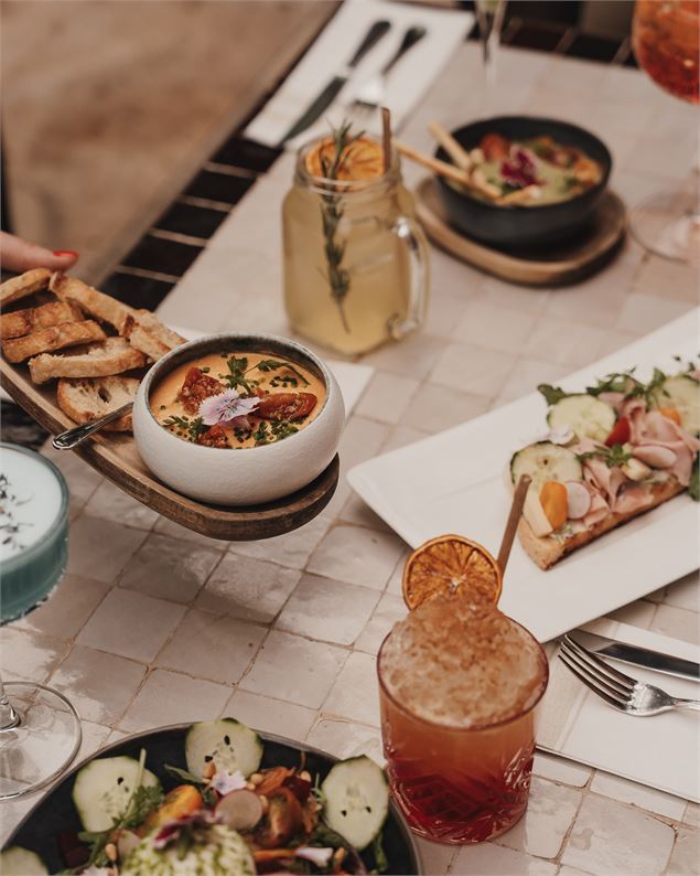 Les cocktails et tapas de M.Charles - Alicia Raffin