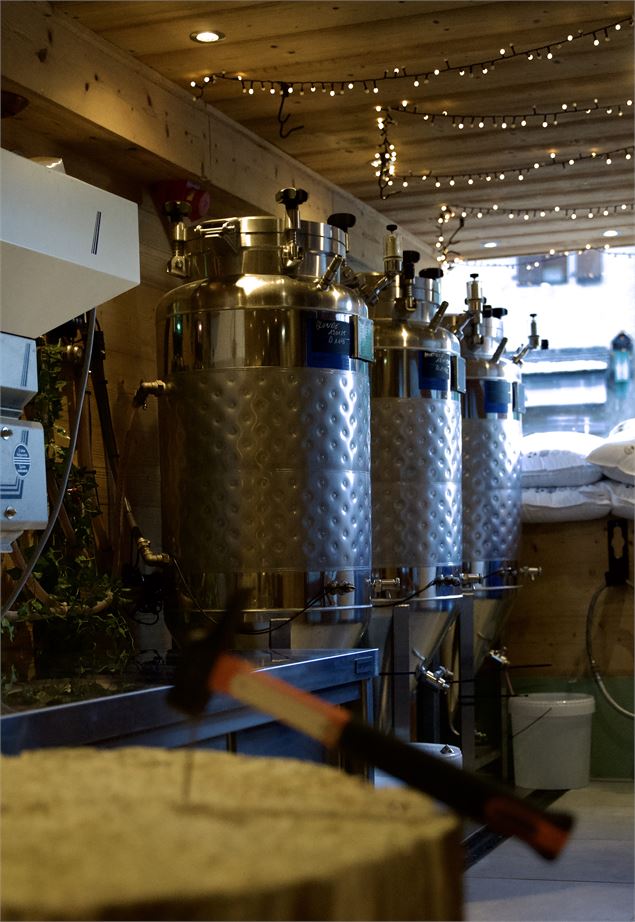 Cuves de la brasserie - Florian Scherrer