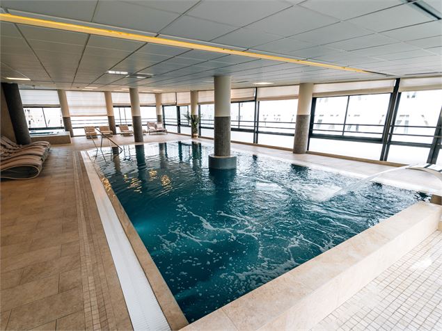 Piscine Espace Aqua détente - Droit La Parenthèse
