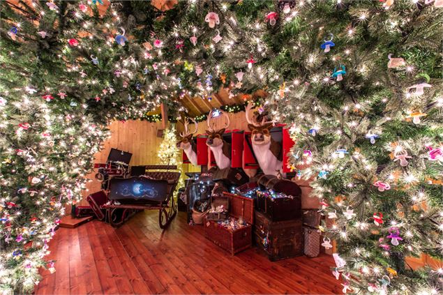 Le Hameau du Père Noël - M.MORAVSKI