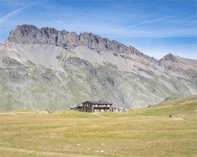 Passage par le plan du lac - OTHMV - Lavila