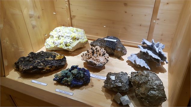 Intérieur pierre - TV