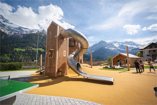 Place de Jeux_Champéry