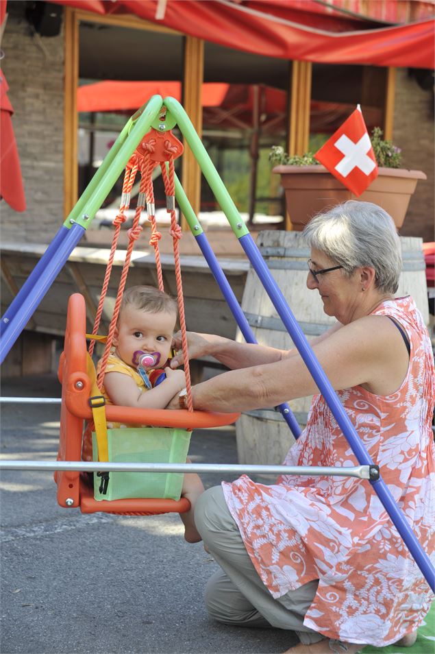 Place de jeux - Place centrale