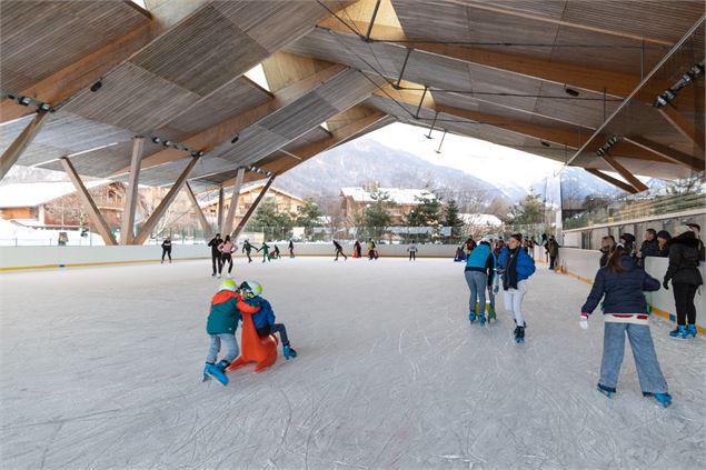 Patinoire municipale Samoëns - Olivier Lestien