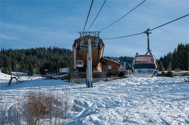 Gare intermédiaire Télécabine Princesse_Demi-Quartier - G.BORGA