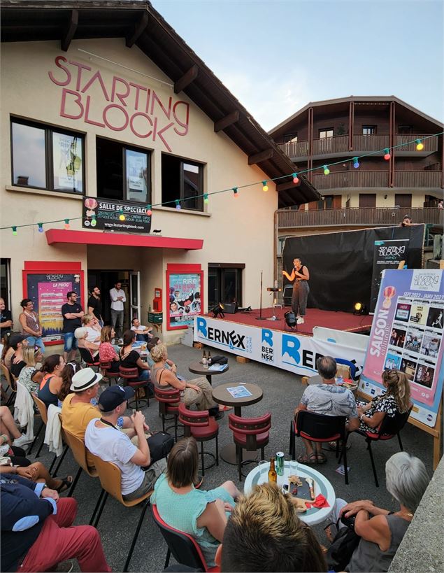 Comedy club - Starting block