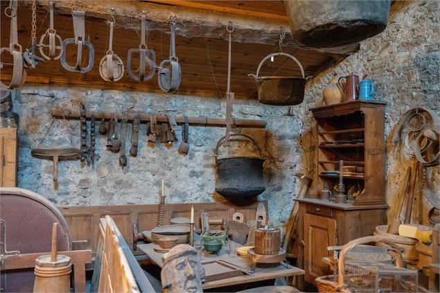 Objets de la cuisine - Destination Léman - C.Vuillequez
