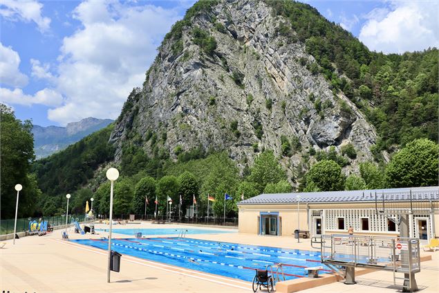 Piscine municipale_Thônes - Office de tourisme Thônes