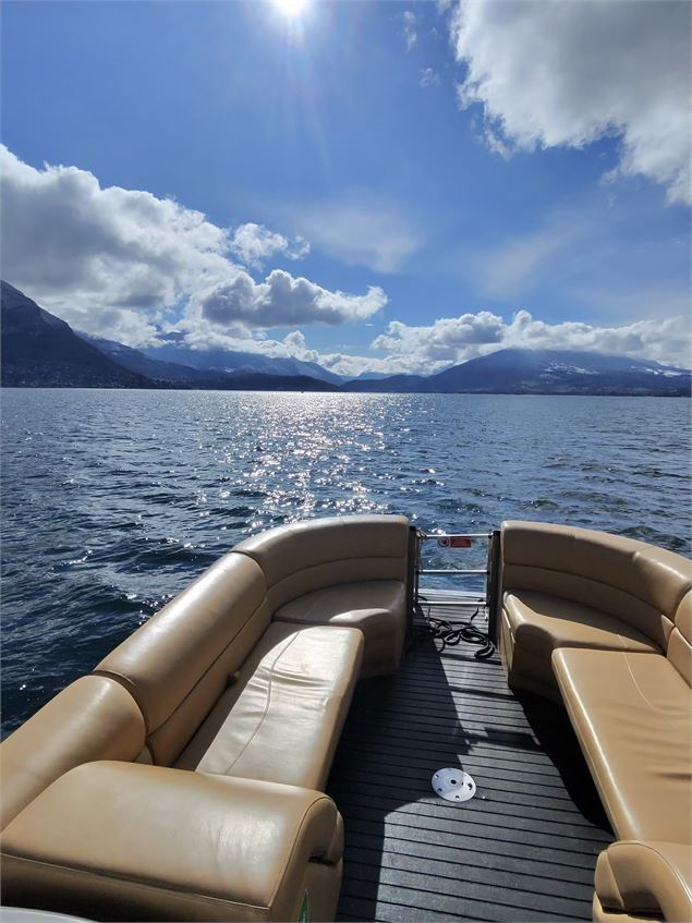 Blue Diamond Taxi Boat - 