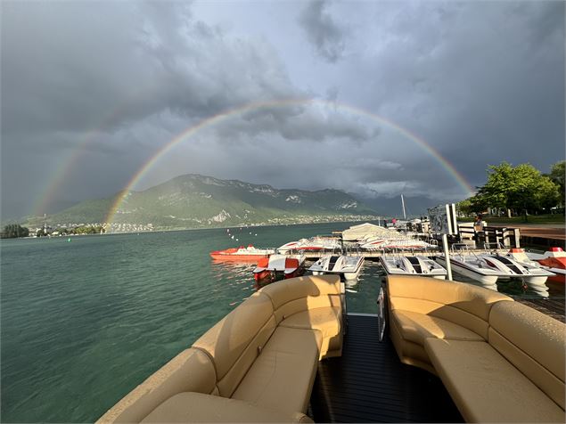 Blue Diamond Taxi Boat - 