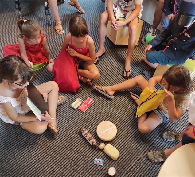 Animation pour les enfants à la Vieille Douane - JF Vuarand