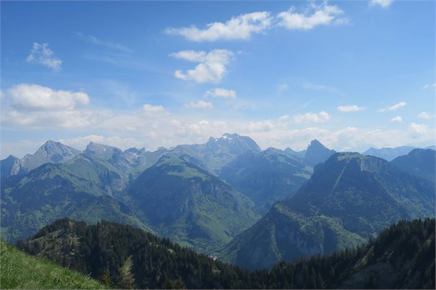 Montagnes du Chablais - Victor Demilly / Vallée d'Aulps Tourisme