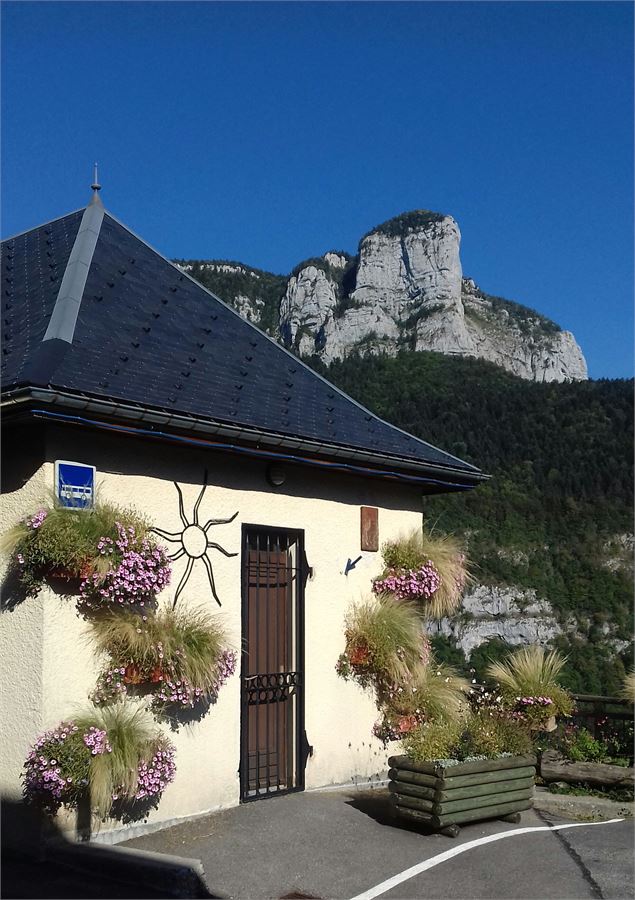 Façade fleurie - Evelyne Philippe