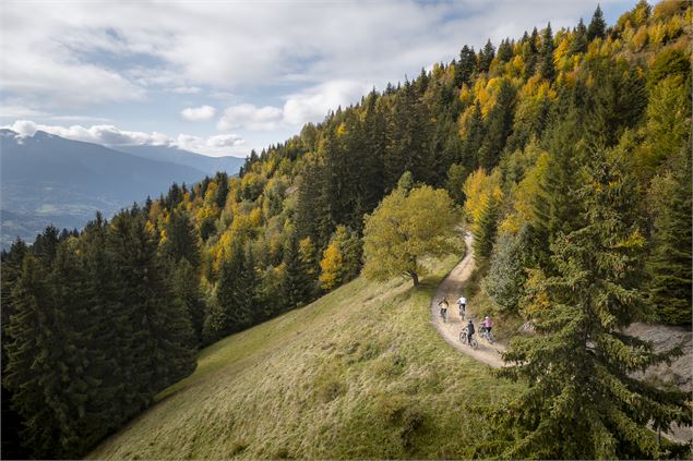Les Corbassières - Itinéraire VTT_Manigod - Tristan Shu