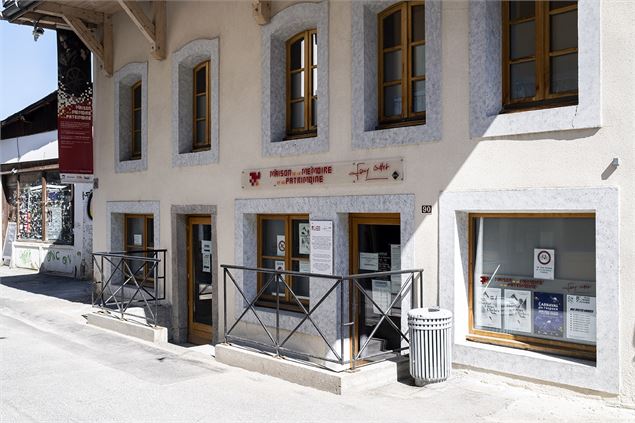 bâtiment - Eric Courcier